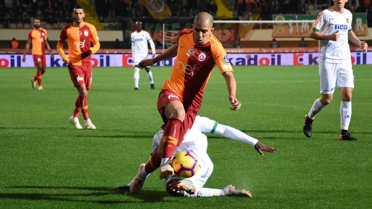 Soi kèo Alanyaspor vs Galatasaray, 0h30 ngày 19/4