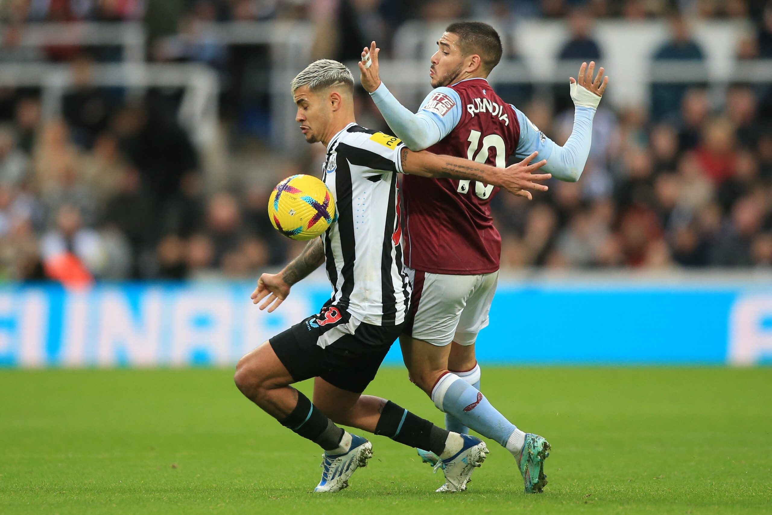 Soi kèo Aston Villa vs Newcastle, 18h30 ngày 15/4