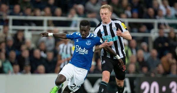 Soi kèo Everton vs Newcastle, 01h45 ngày 28/4