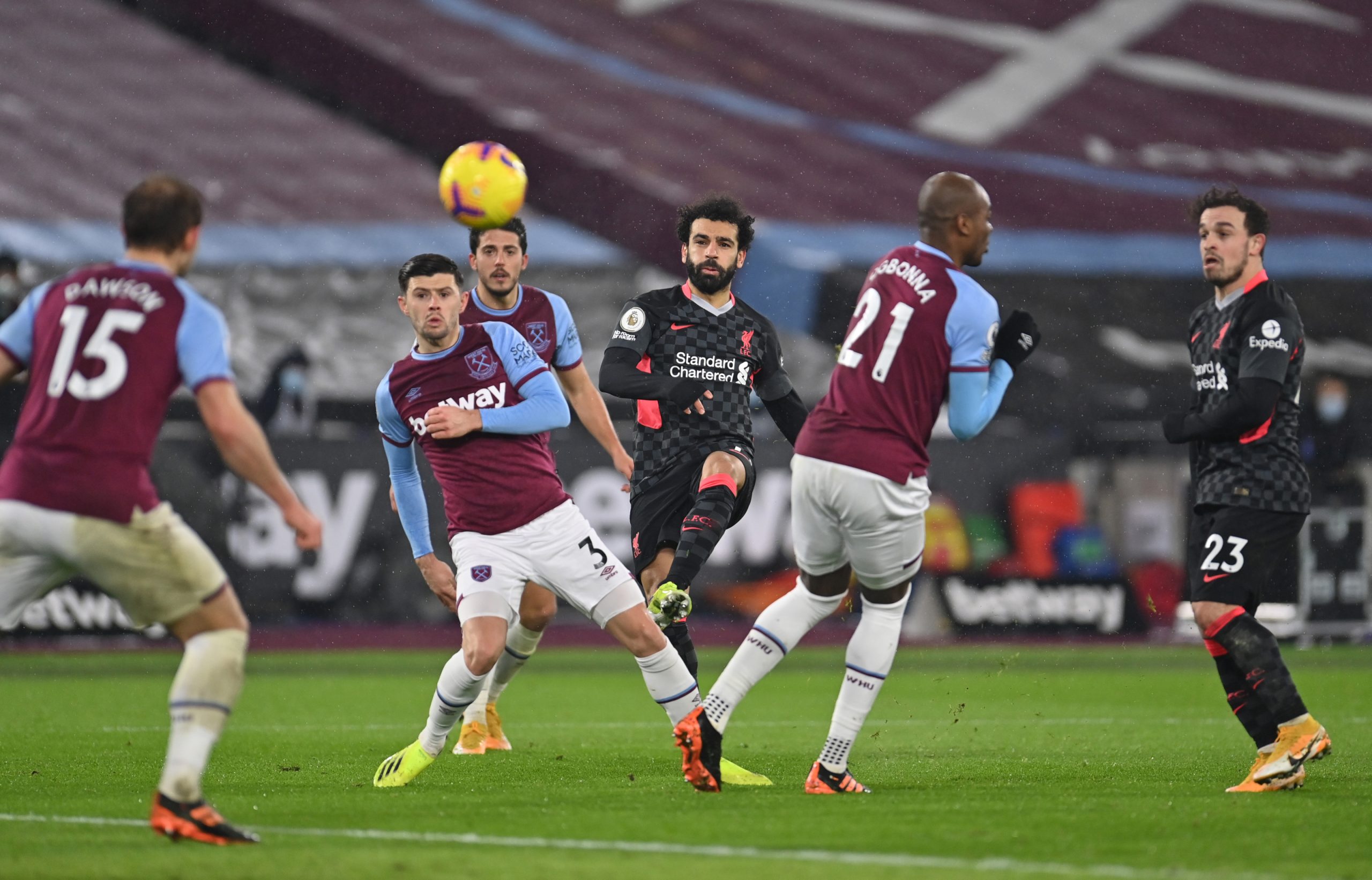 Soi kèo West Ham vs Liverpool, 01h45 ngày 27/4