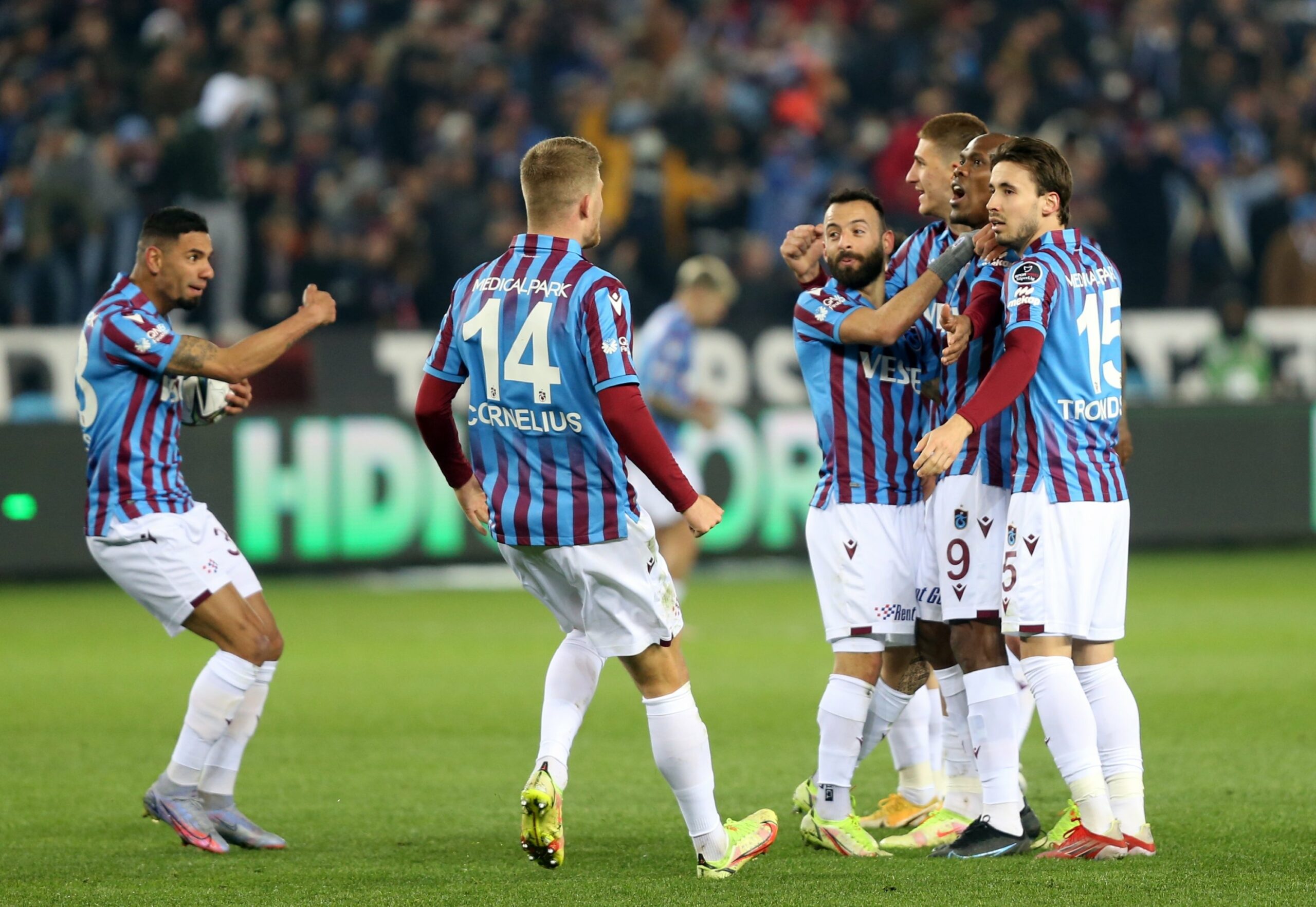 Soi kèo Trabzonspor vs Karagumruk, 00h00 ngày 23/5