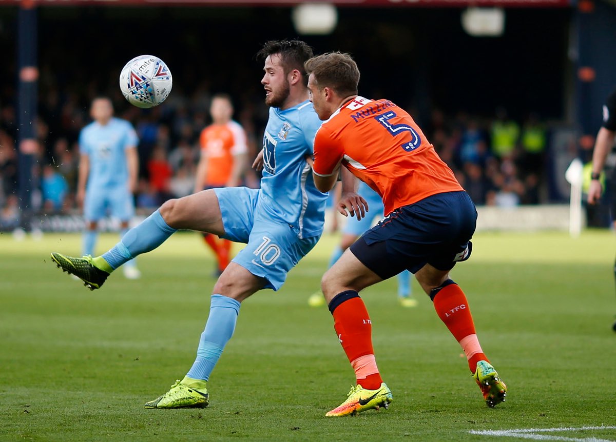 Soi kèo Coventry vs Luton Town, 22h45 ngày 27/5