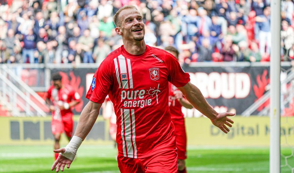 Soi kèo Sparta Rotterdam vs Twente, 01h00 ngày 09/6