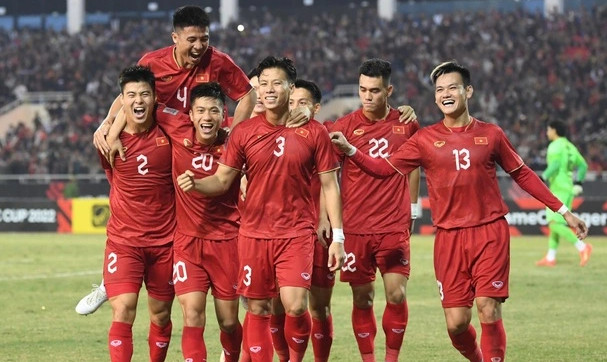 Soi kèo Việt Nam vs Hong Kong (Trung Quốc), 19h30 ngày 15/6